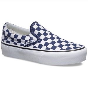 BRAND NEW checkered platform vans🤍